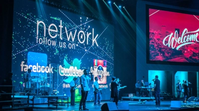 Lynnhan Smart display solution for worship