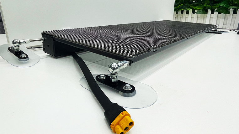 Transparent-Led-Display-Sign-For-Car-Back-Window-11