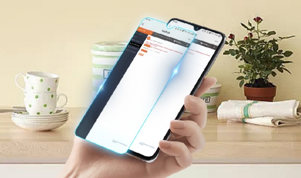 lynnhan-back-Window-Transparent-LED-Display-4