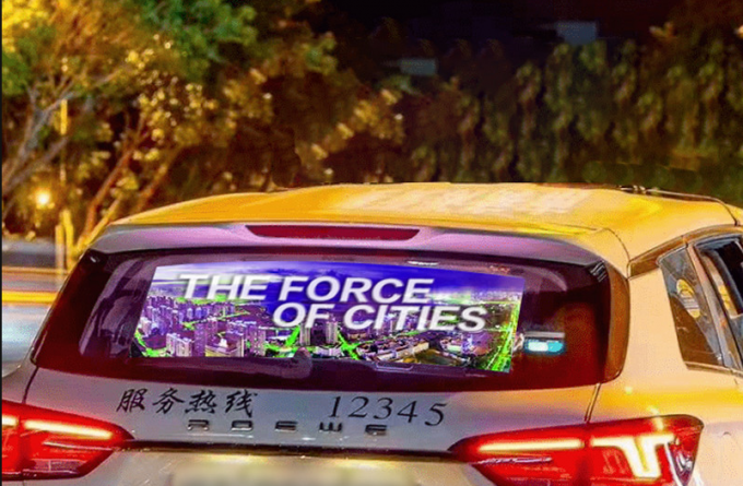 lynnhan-back-Window-Transparent-LED-Display-showcase3